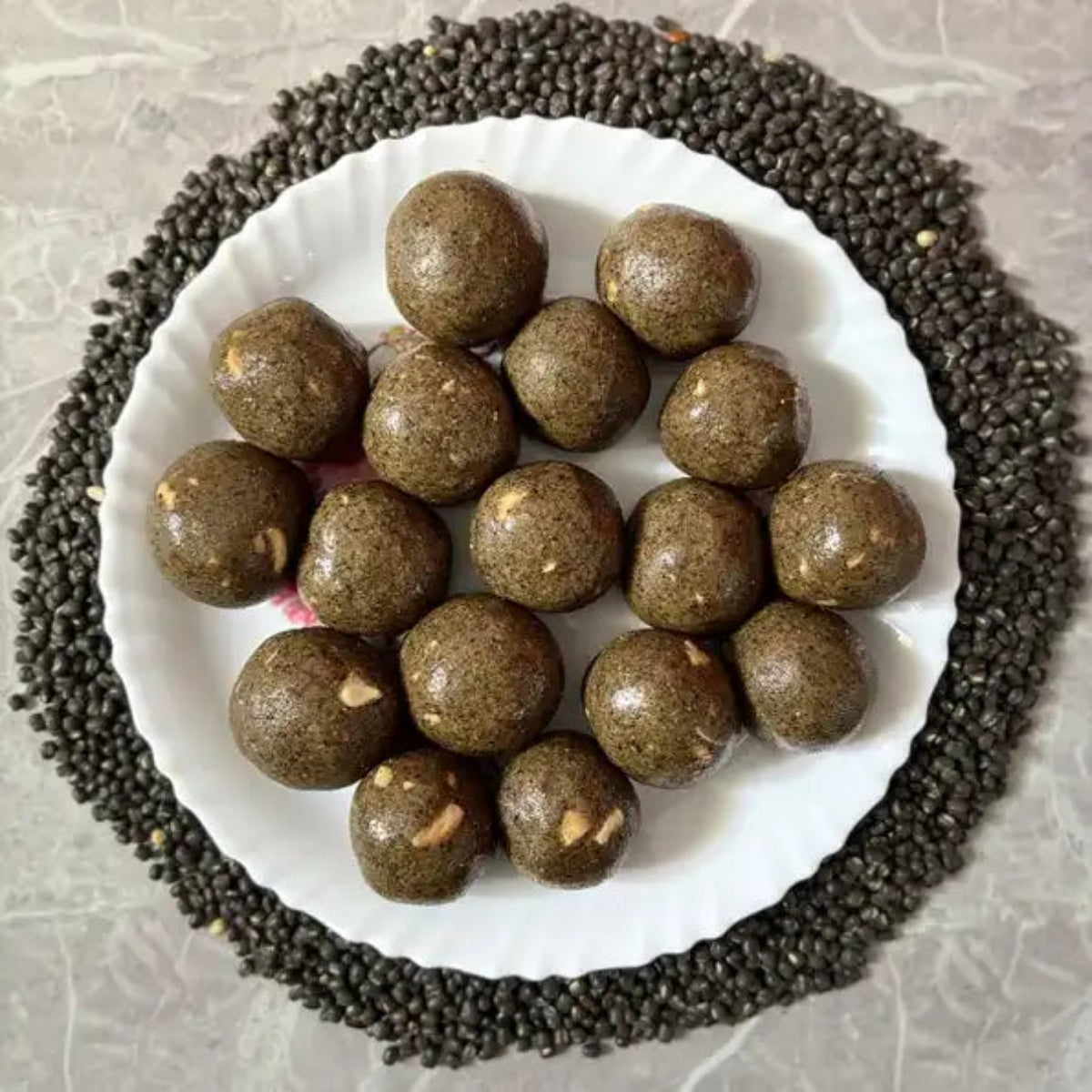 Black Urad Dal Laddus