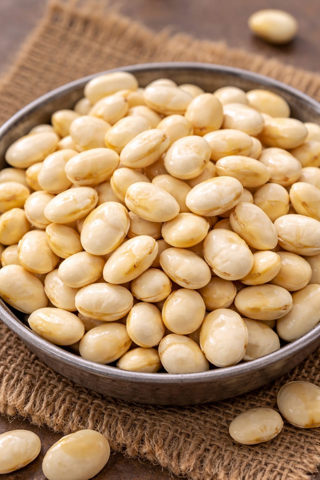 Peeled Mochai kottai